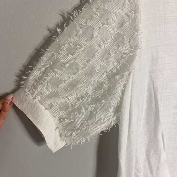 Guillaume Textured Sleeve Button-Up Blouse - Picture 3 of 3